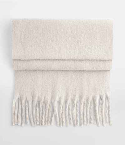 Beechfield Fluffy Scarf