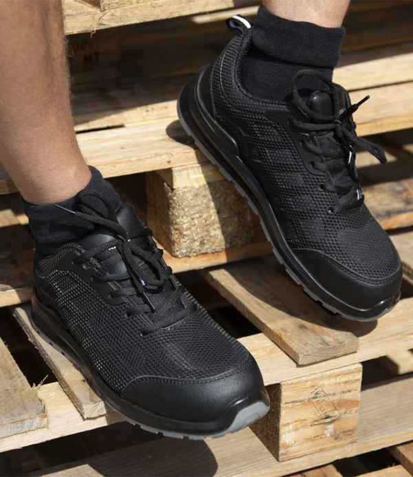 Result Work-Guard All Black Safety Trainers