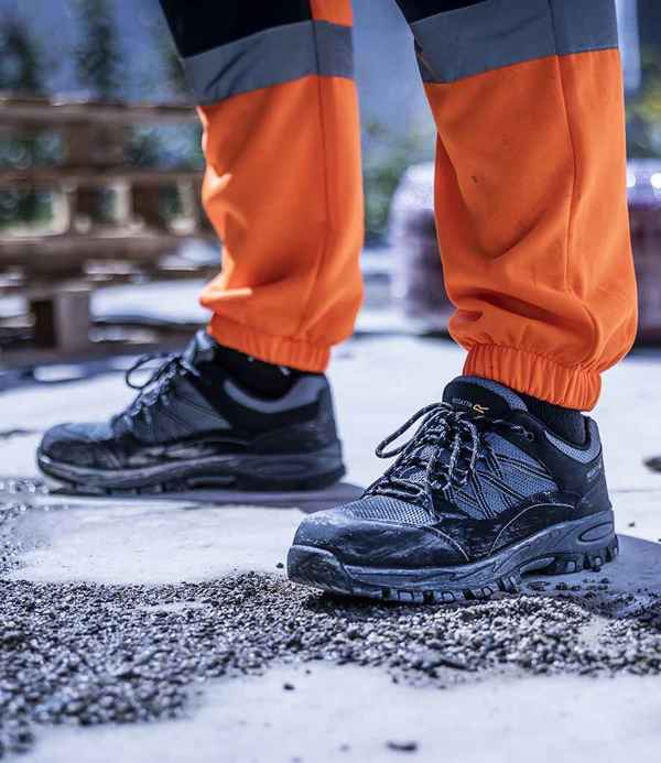 Regatta Safety Footwear Sandstone SB Safety Trainers