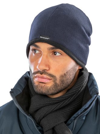 Reversible microfleece bob hat